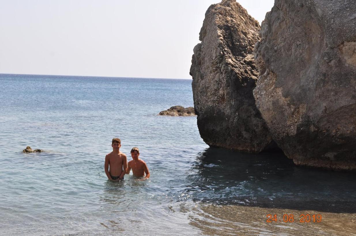 Island Villa Ajía Galíni Kültér fotó